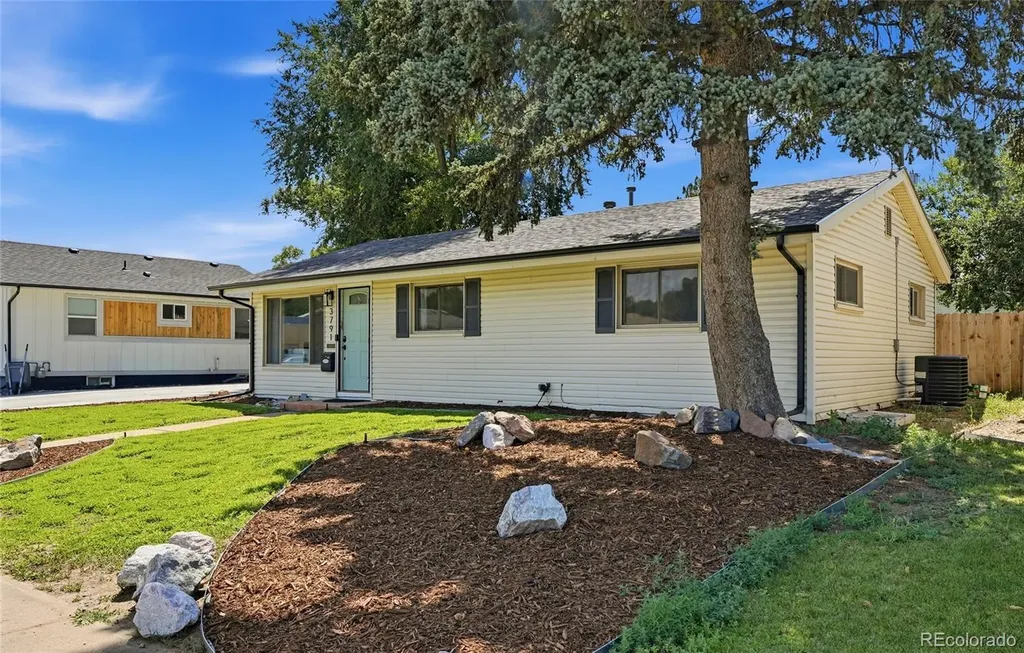 3791 S Huron Street Englewood CO 80110