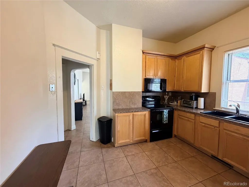 2025 N Greenwood Street Pueblo CO 81003
