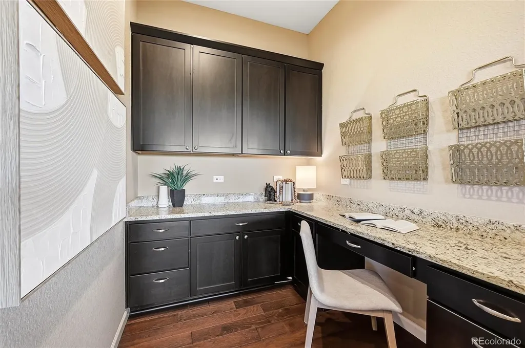 7170 S Riverwood Way Aurora CO 80016