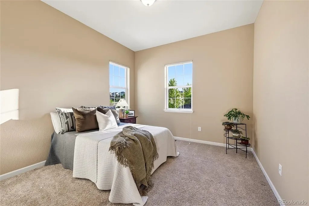 7170 S Riverwood Way Aurora CO 80016