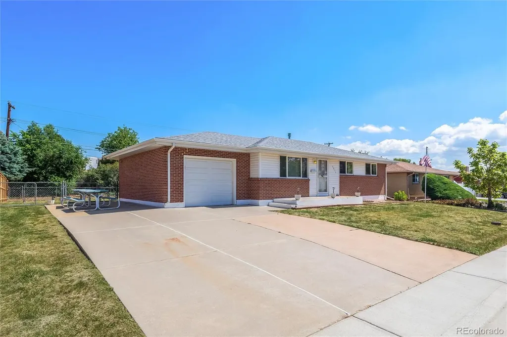 5071 W 66th Avenue Arvada CO 80003