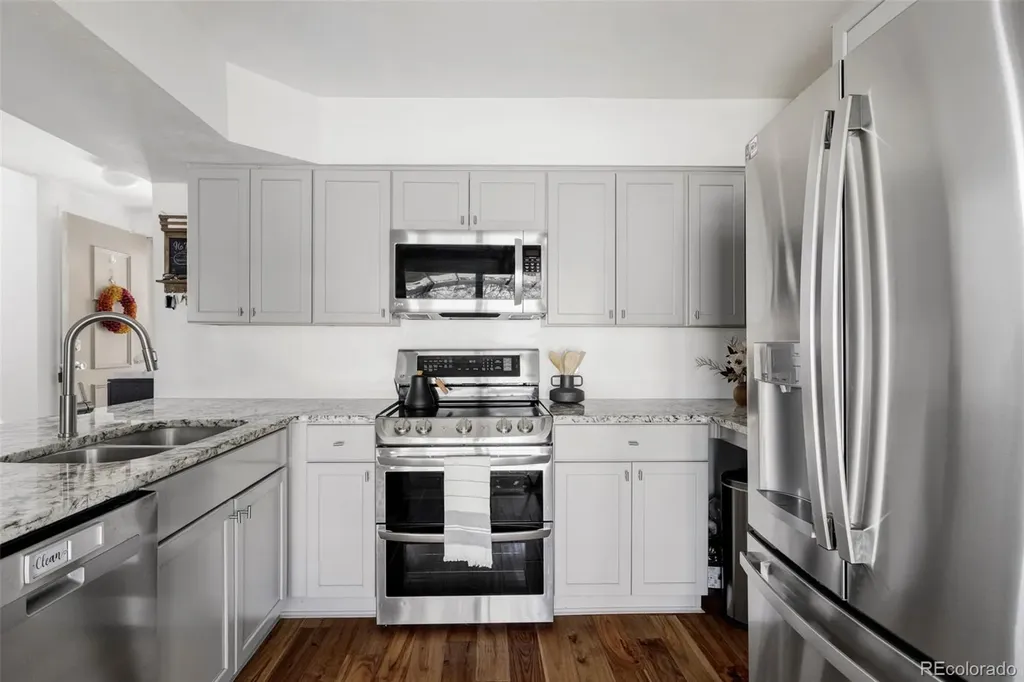 2645 S Xanadu Way Aurora CO 80014
