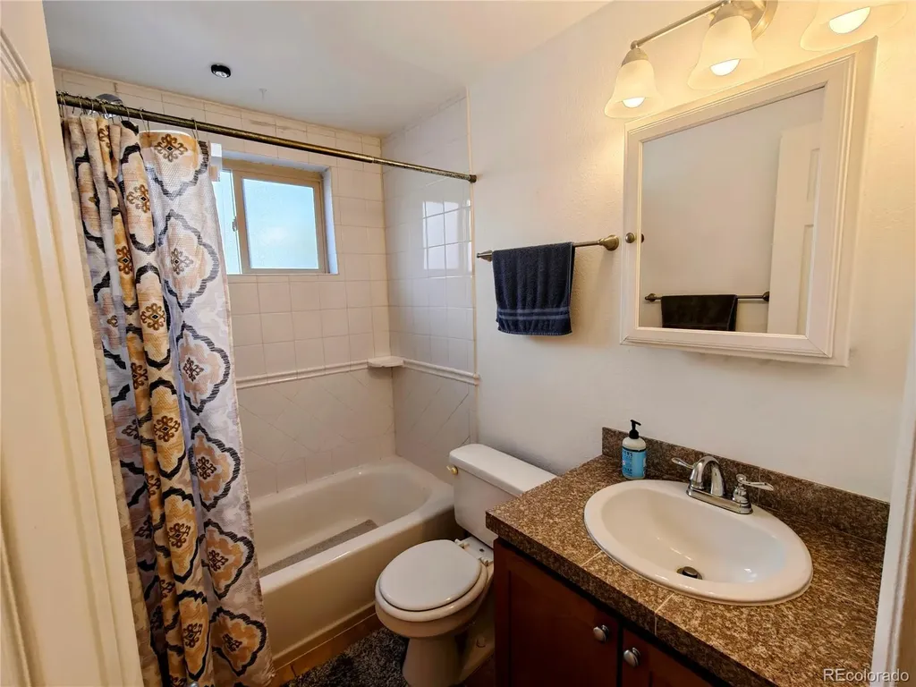 1135 N Elizabeth Street Denver CO 80206