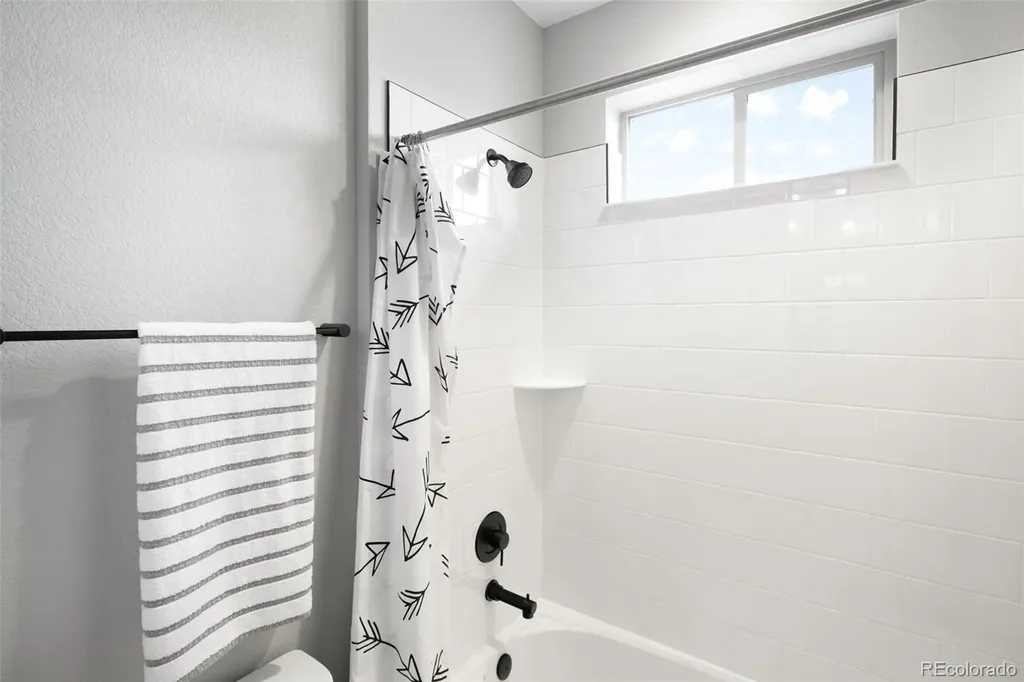 15392 Irving Court Broomfield CO 80023