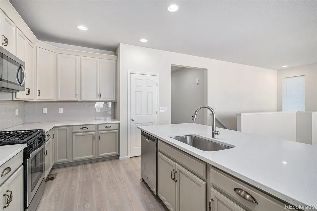 7285 S Titus Way Aurora CO 80016
