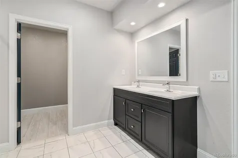 7285 S Titus Way Aurora CO 80016