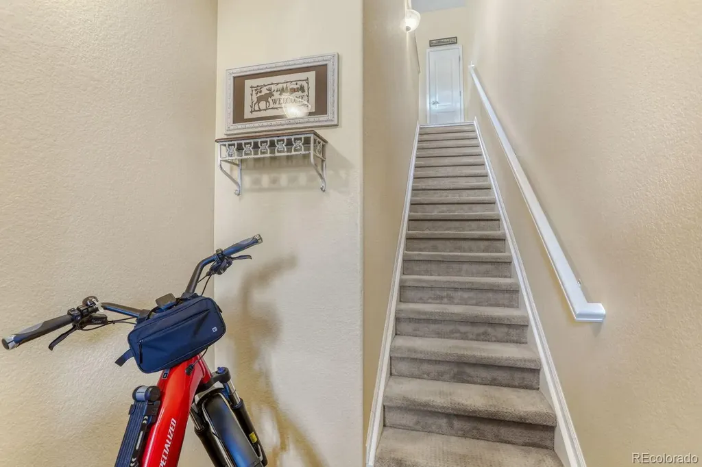 2201 Calais Drive Longmont CO 80504