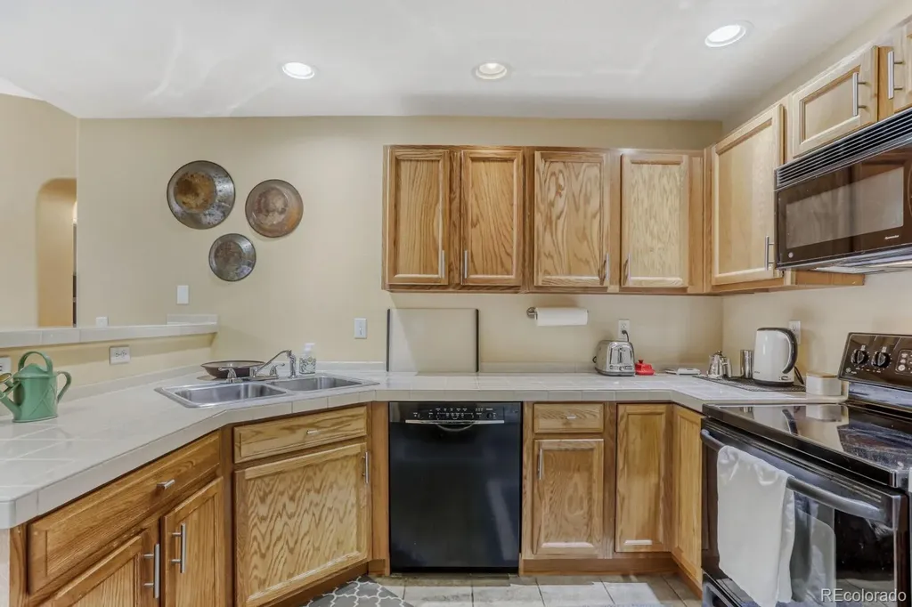 2201 Calais Drive Longmont CO 80504