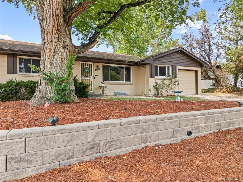 2337 S Patton Court Denver CO 80219