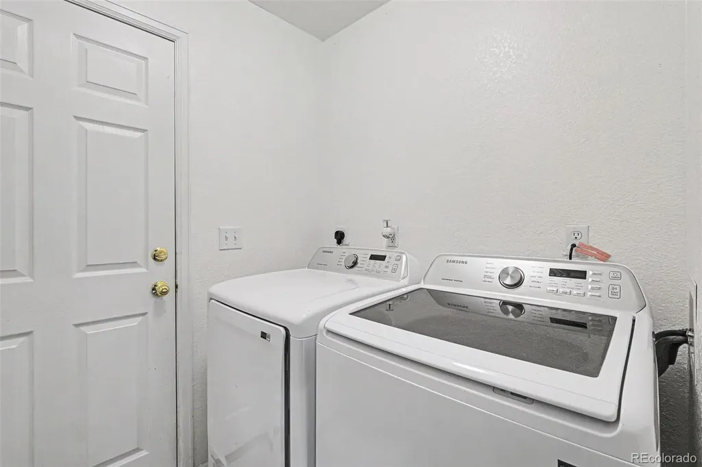 2374 E 110th Place Northglenn CO 80233