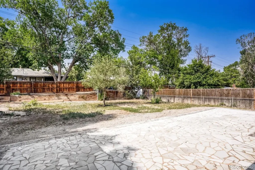 961 E 83rd Place Denver CO 80229