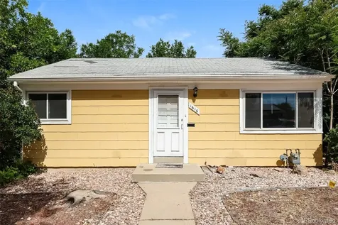 1616 Newark Street Aurora CO 80010