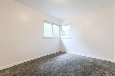 1616 Newark Street Aurora CO 80010