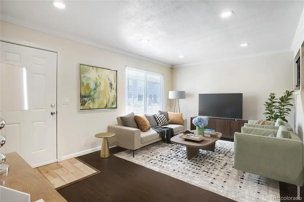 1435 Norfolk Street Aurora CO 80011