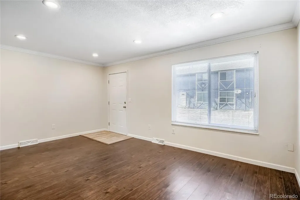 1435 Norfolk Street Aurora CO 80011