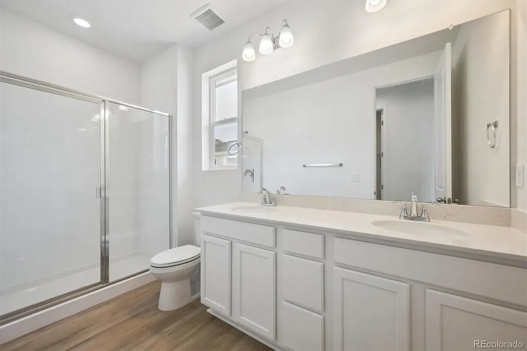 45933 Wood Thrush Avenue Bennett CO 80102