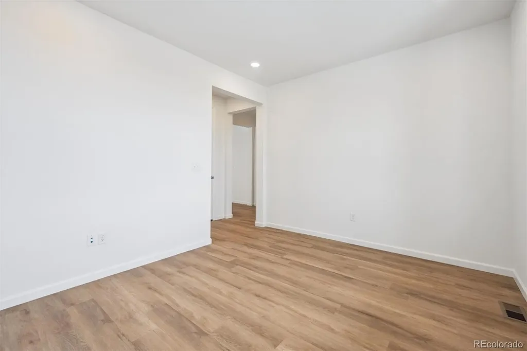 45933 Wood Thrush Avenue Bennett CO 80102