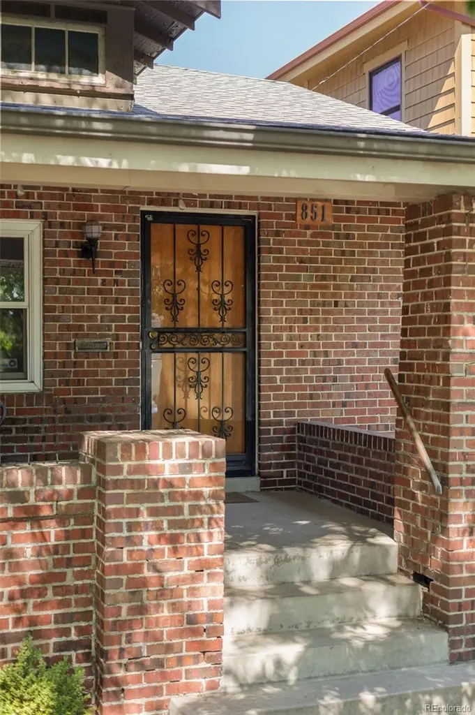 851 S Vine Street Denver CO 80209