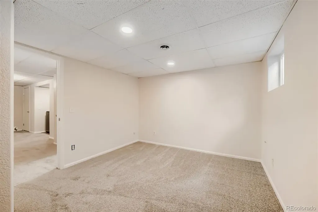 1811 S Quebec Way Denver CO 80231