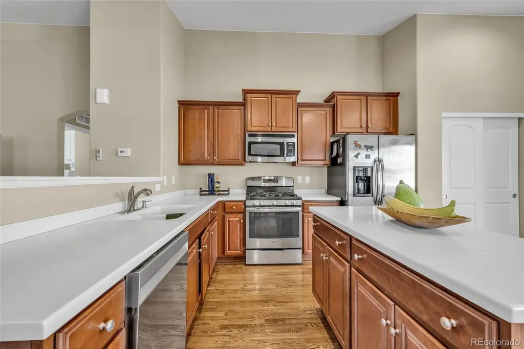 10284 Norfolk Street Commerce City CO 80022
