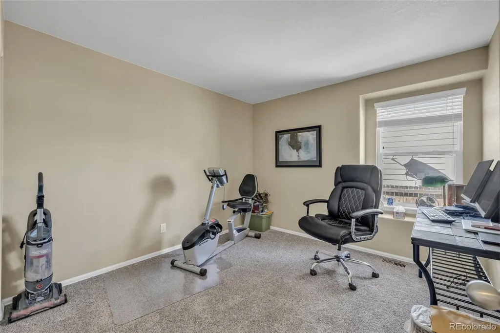 10284 Norfolk Street Commerce City CO 80022