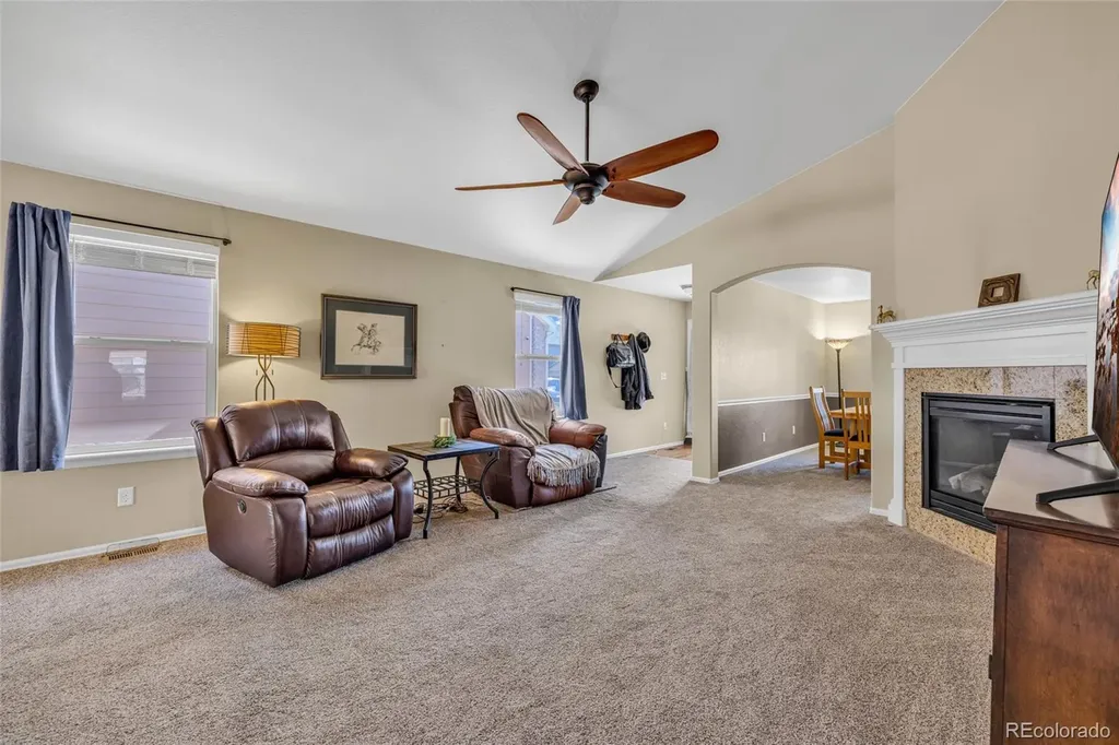 10284 Norfolk Street Commerce City CO 80022