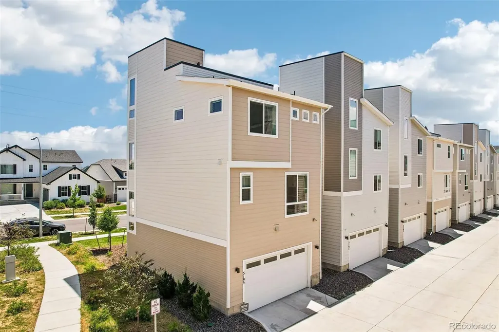 5195 Queen Court Arvada CO 80002