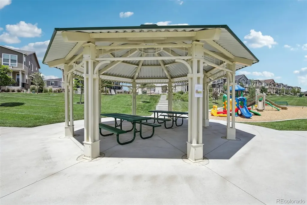 5195 Queen Court Arvada CO 80002