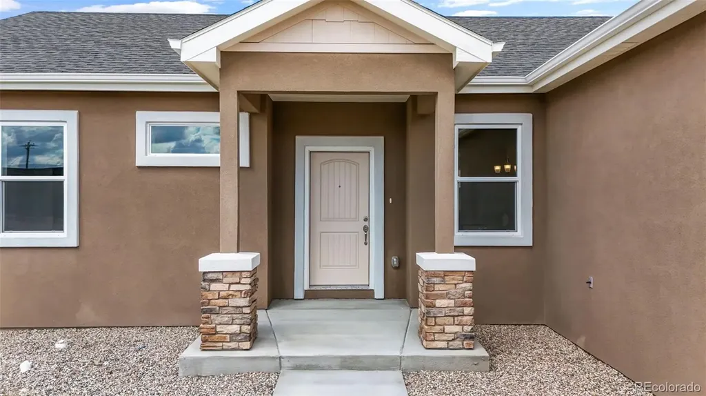 729 Campbell Lane Pueblo CO 81007