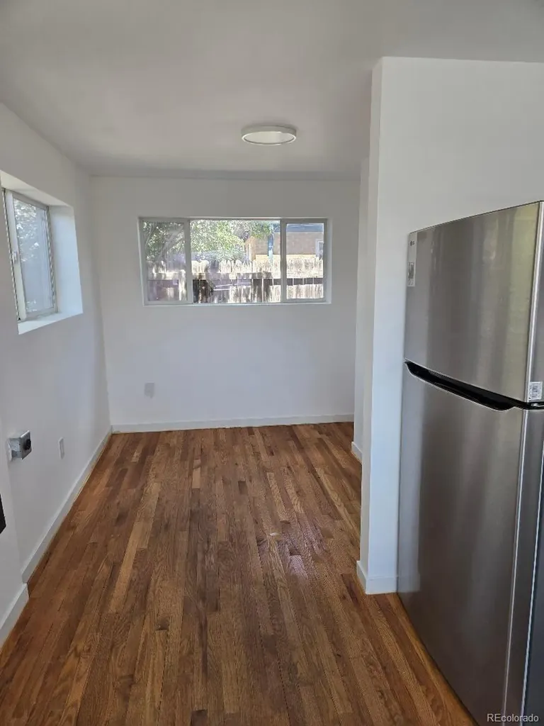 1525 Roslyn Street Denver CO 80220