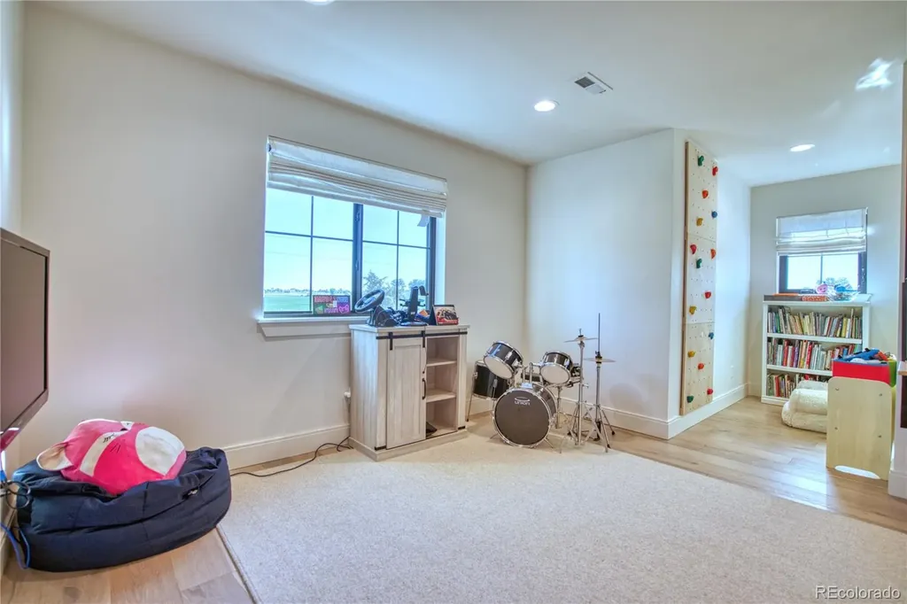 8102 Dreamers Ridge Road Longmont CO 80504