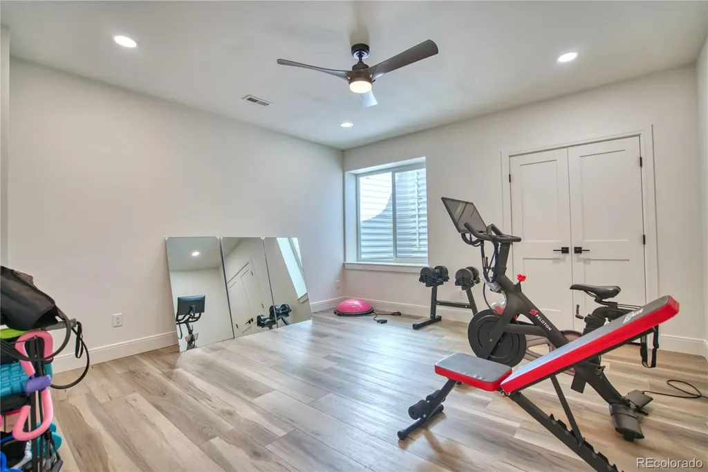 8102 Dreamers Ridge Road Longmont CO 80504