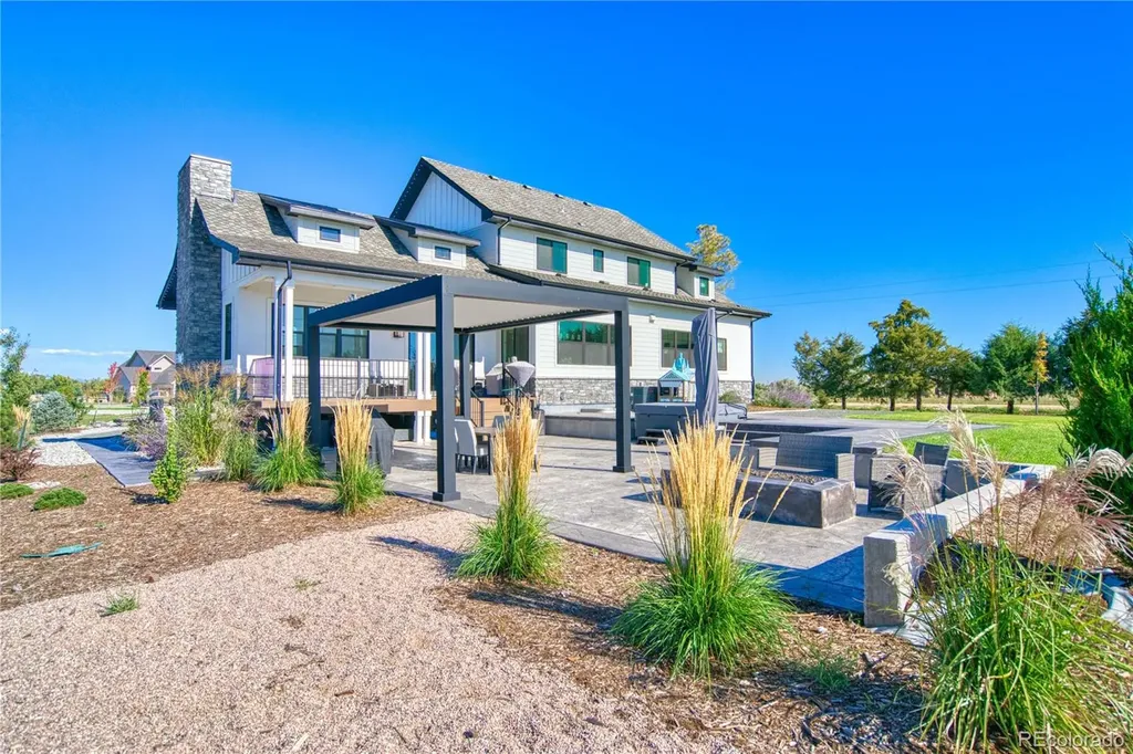 8102 Dreamers Ridge Road Longmont CO 80504