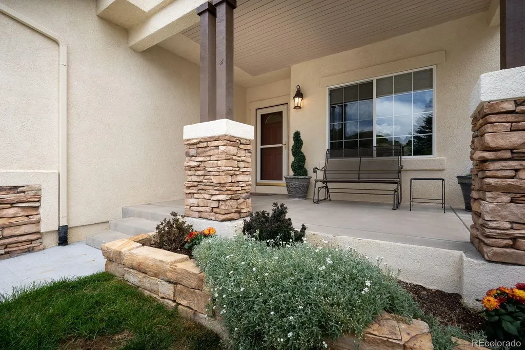 5655 Bridlespur Ridge Place Colorado Springs CO 80918