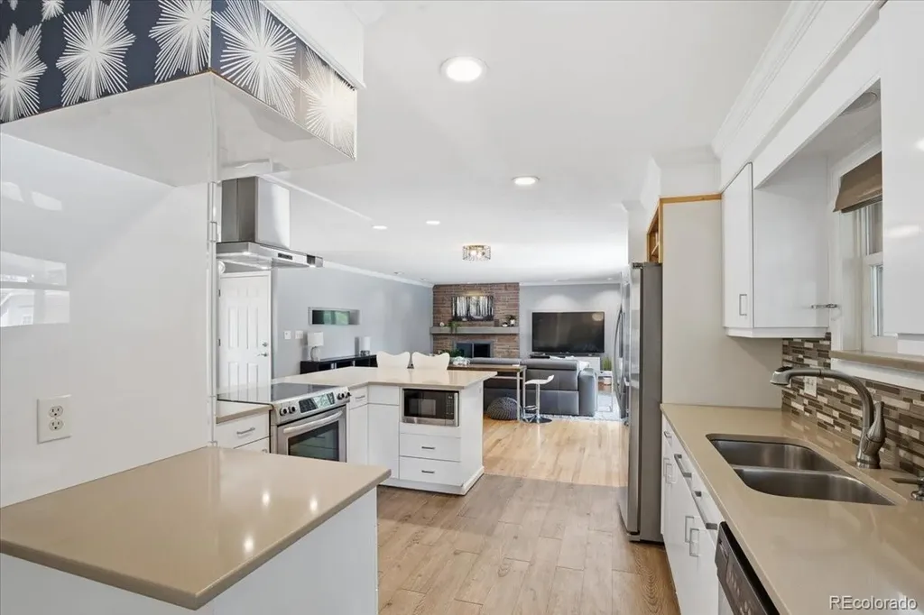 2956 S Fenton Street Denver CO 80227