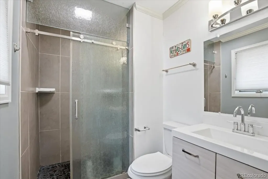 2956 S Fenton Street Denver CO 80227