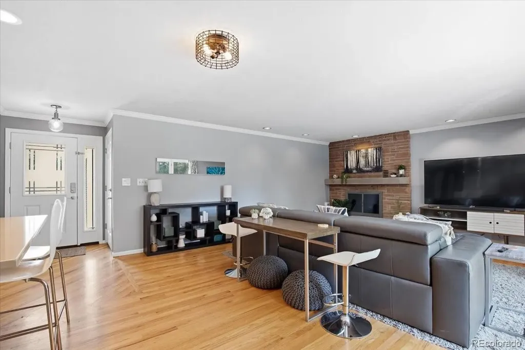 2956 S Fenton Street Denver CO 80227