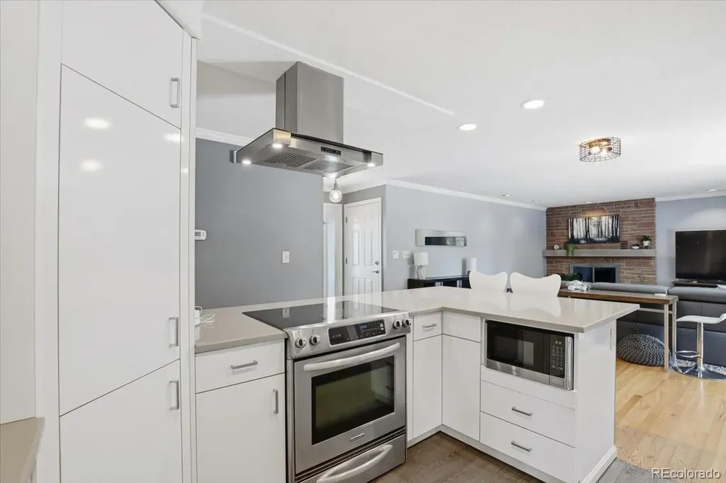 2956 S Fenton Street Denver CO 80227