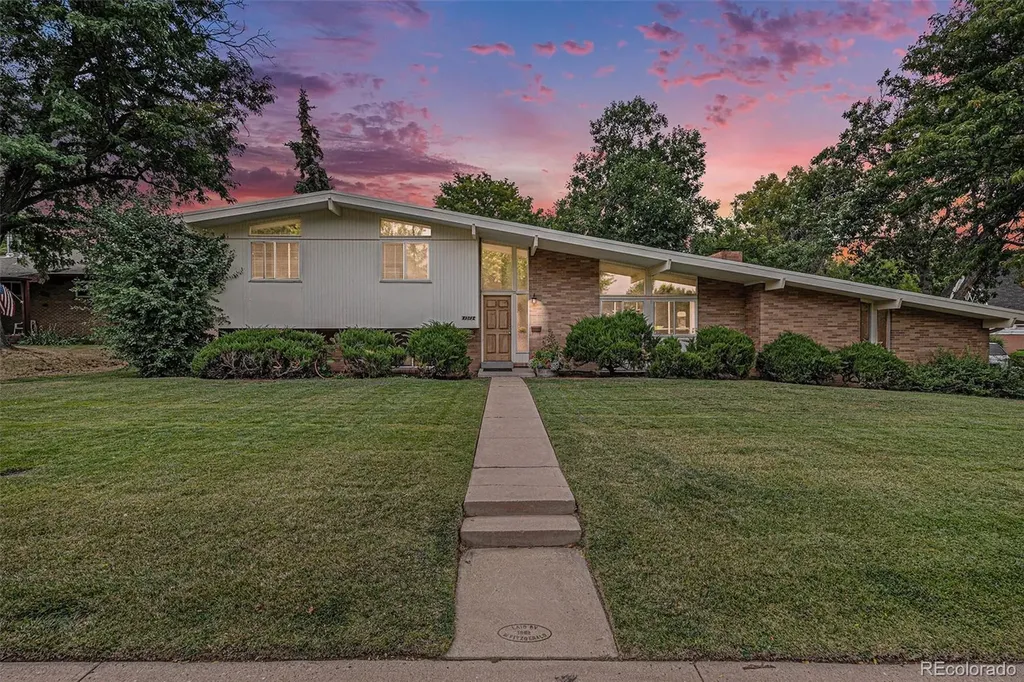 1575 S Grape Street Denver CO 80222