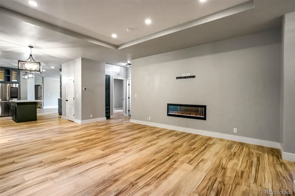 4998 Chippewa Drive Larkspur CO 80118