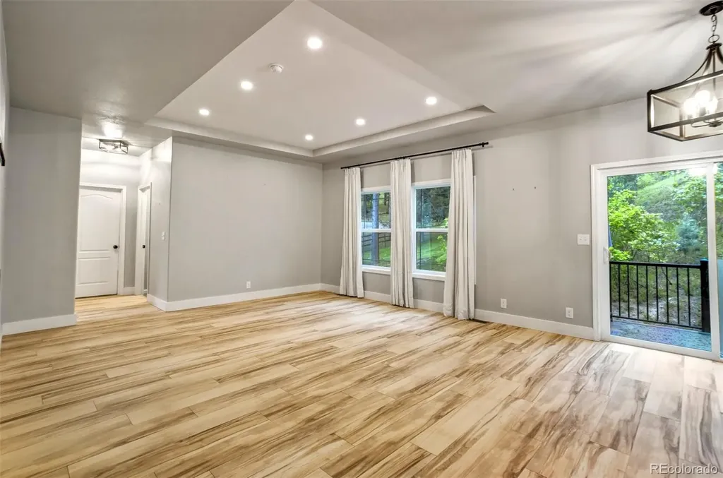 4998 Chippewa Drive Larkspur CO 80118