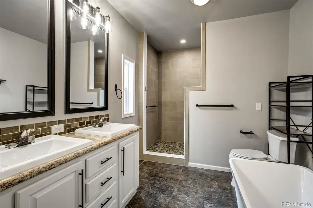 4998 Chippewa Drive Larkspur CO 80118