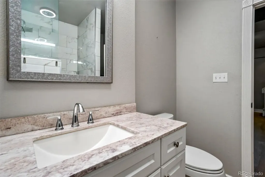 4998 Chippewa Drive Larkspur CO 80118