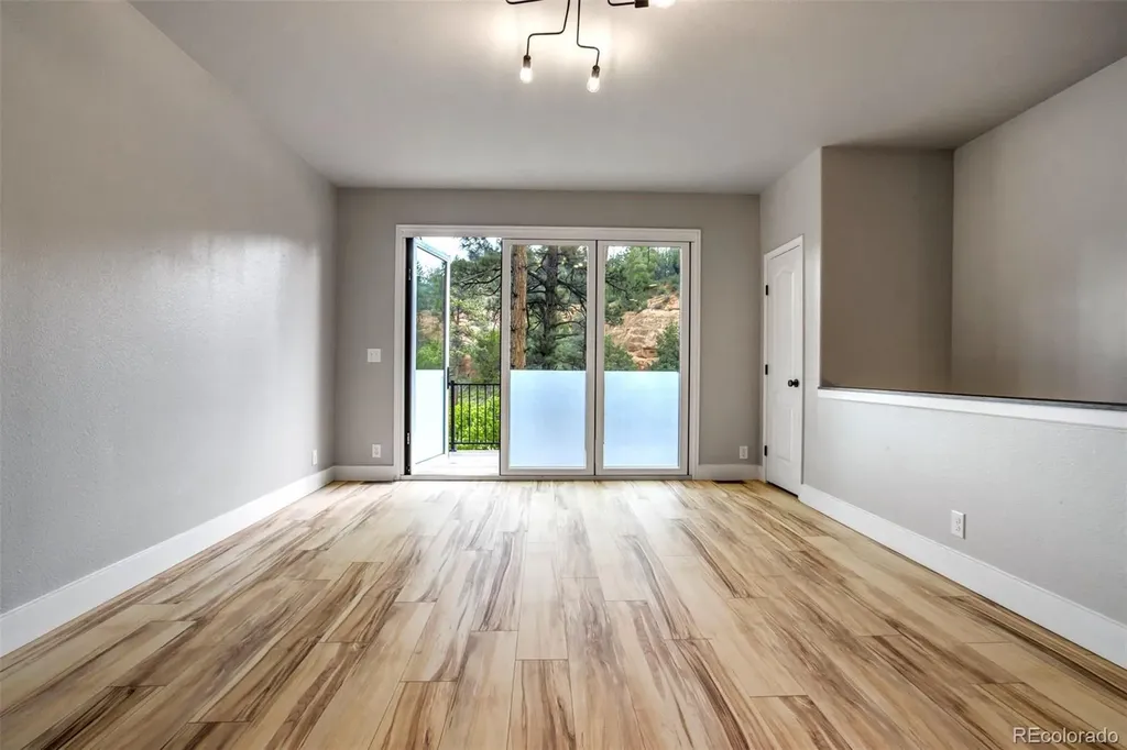 4998 Chippewa Drive Larkspur CO 80118