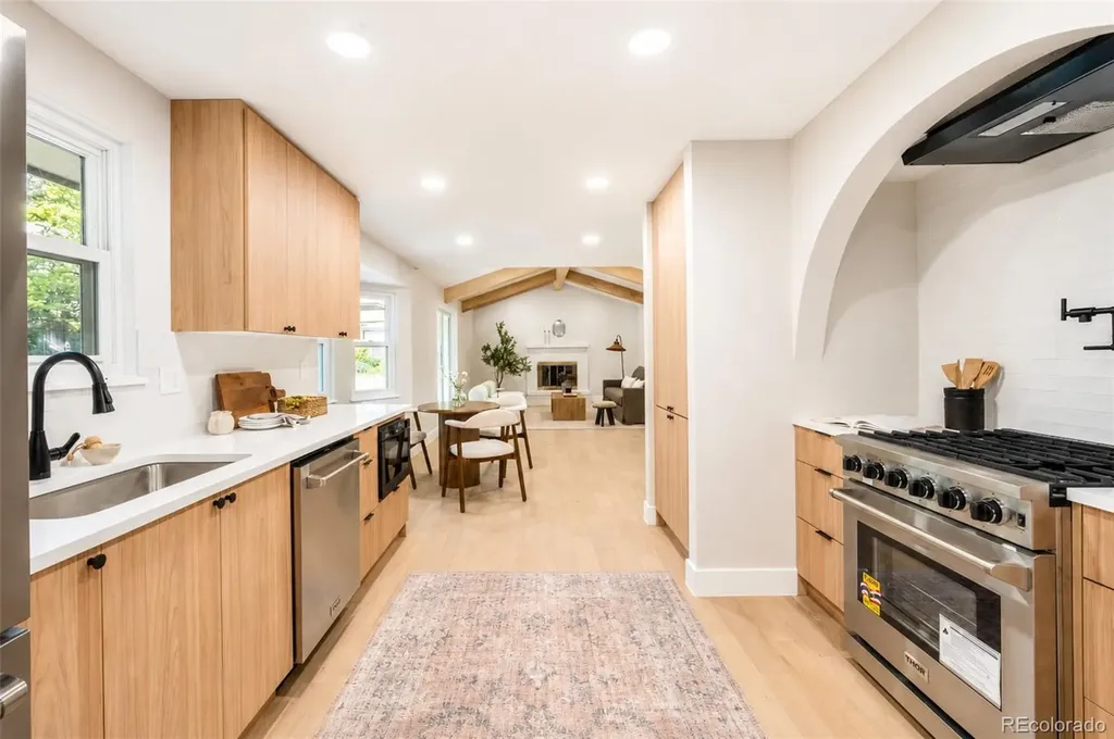 6586 S Cherry Way Centennial CO 80121