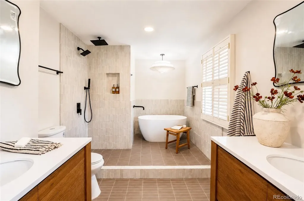 6586 S Cherry Way Centennial CO 80121