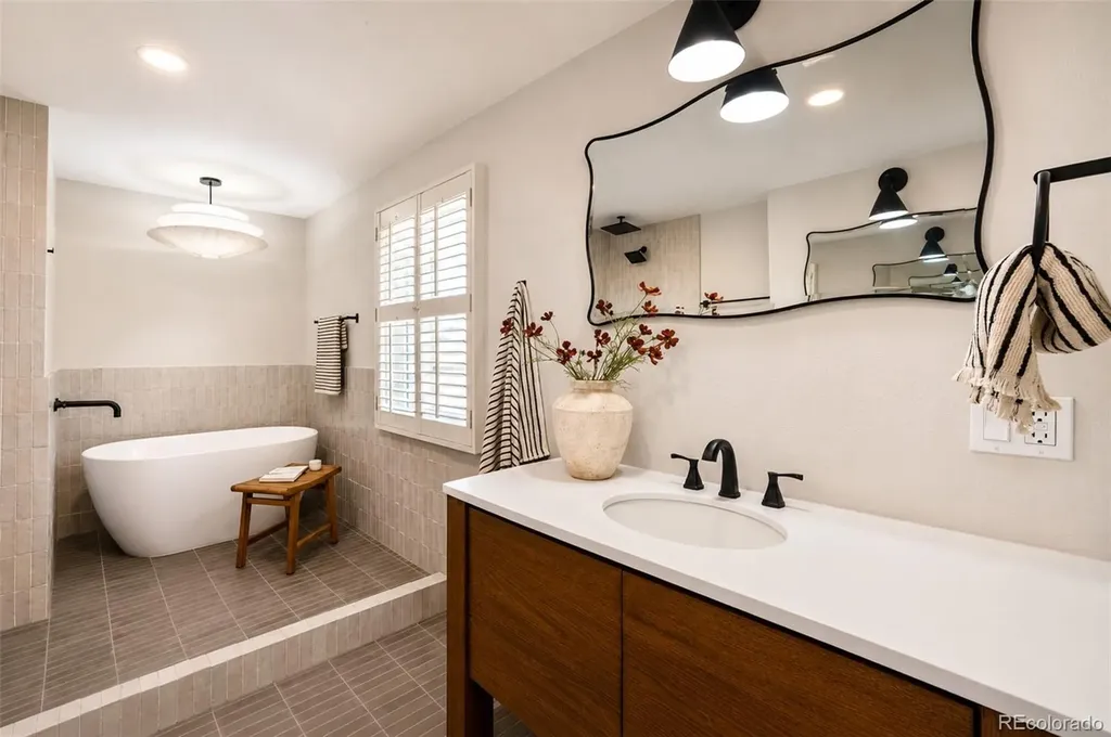 6586 S Cherry Way Centennial CO 80121