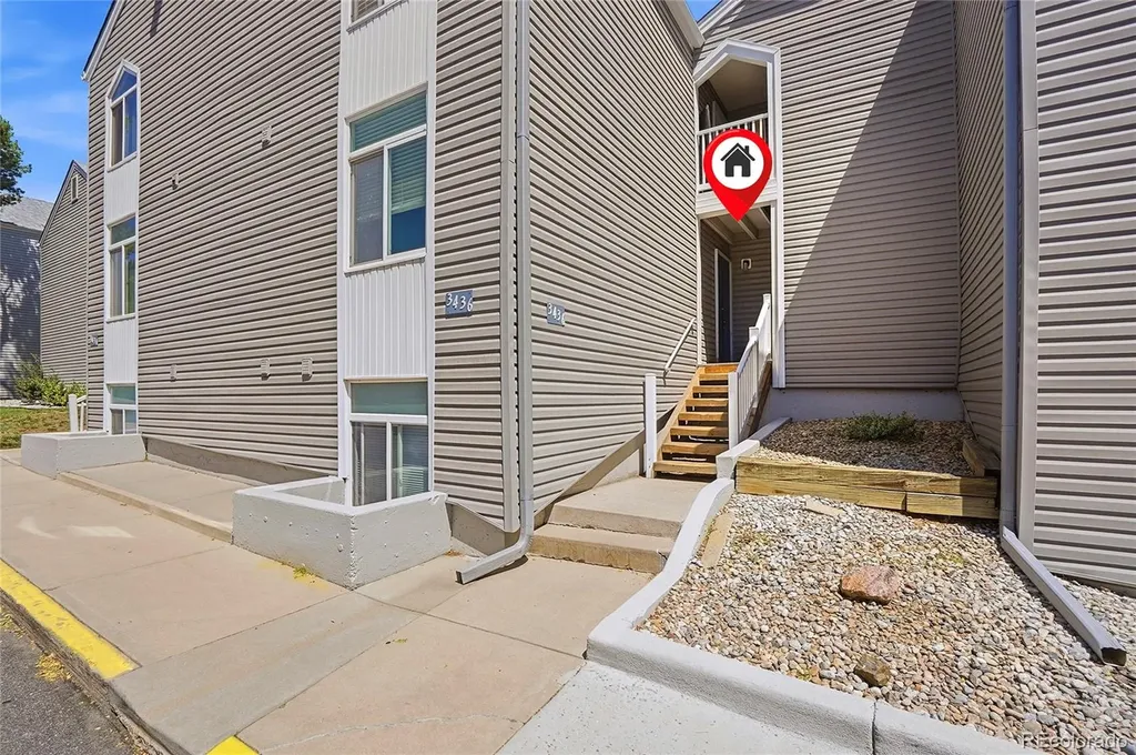 3436 S Locust Street Denver CO 80222