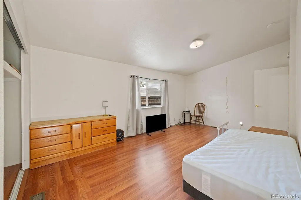 2884 W Iliff Avenue Denver CO 80219