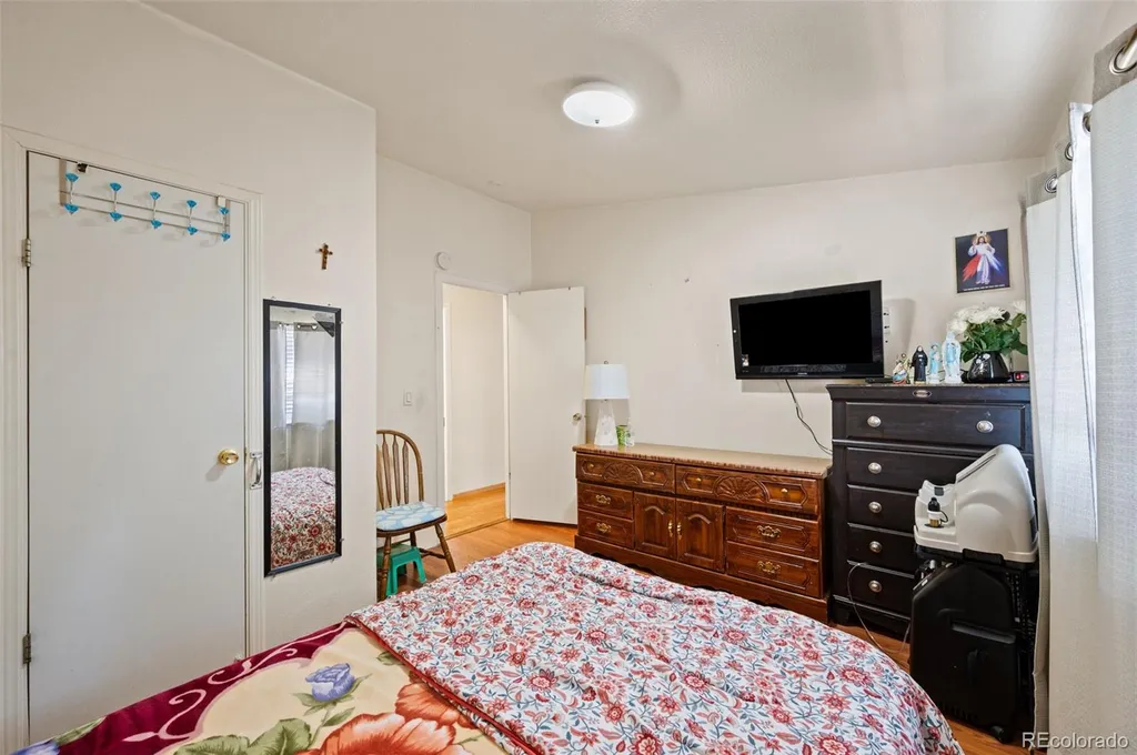 2884 W Iliff Avenue Denver CO 80219